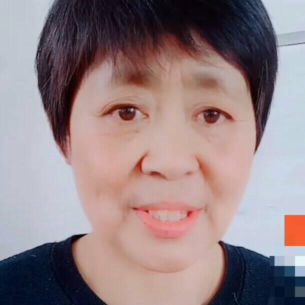 热爱生活的奶奶.