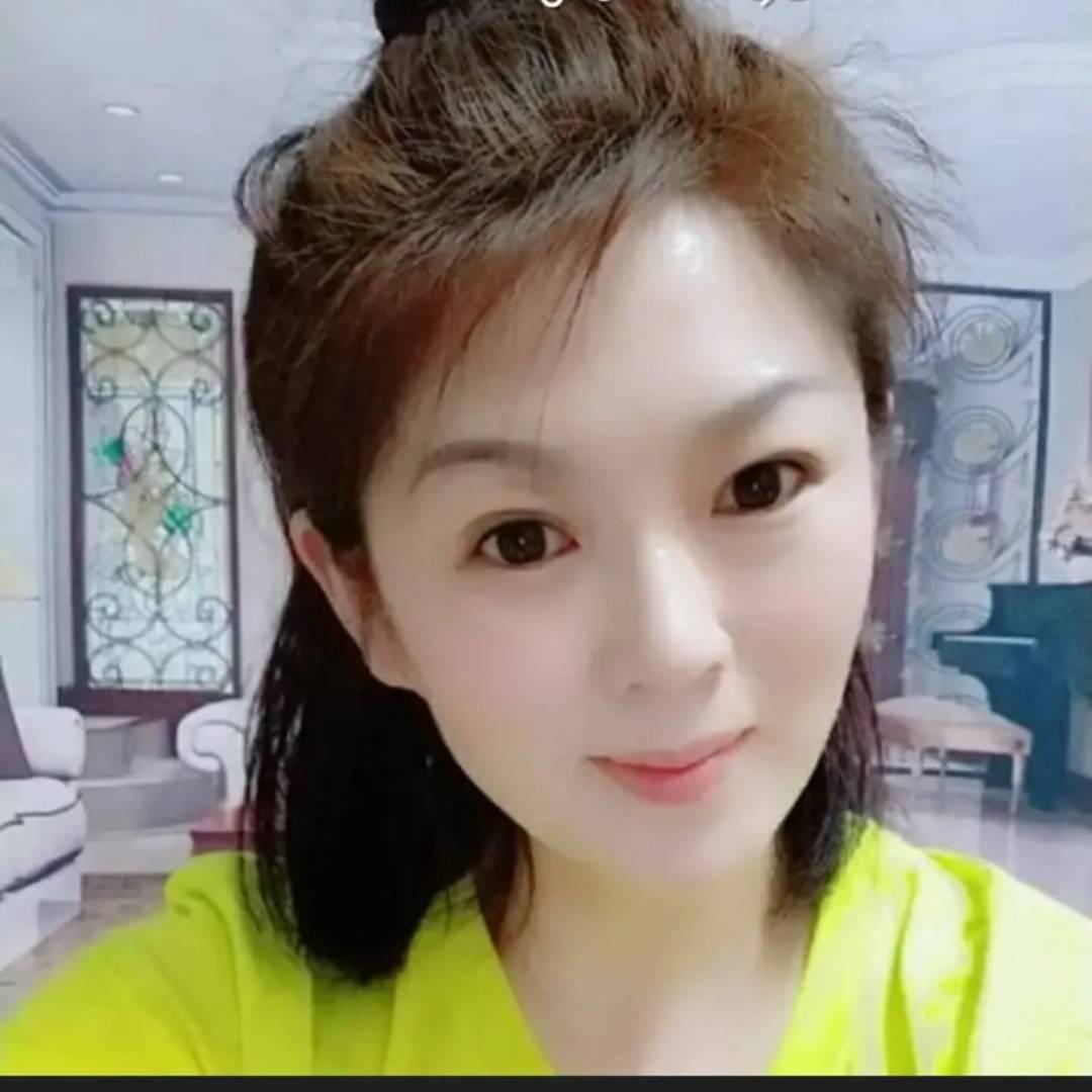 东北小磊姐小号