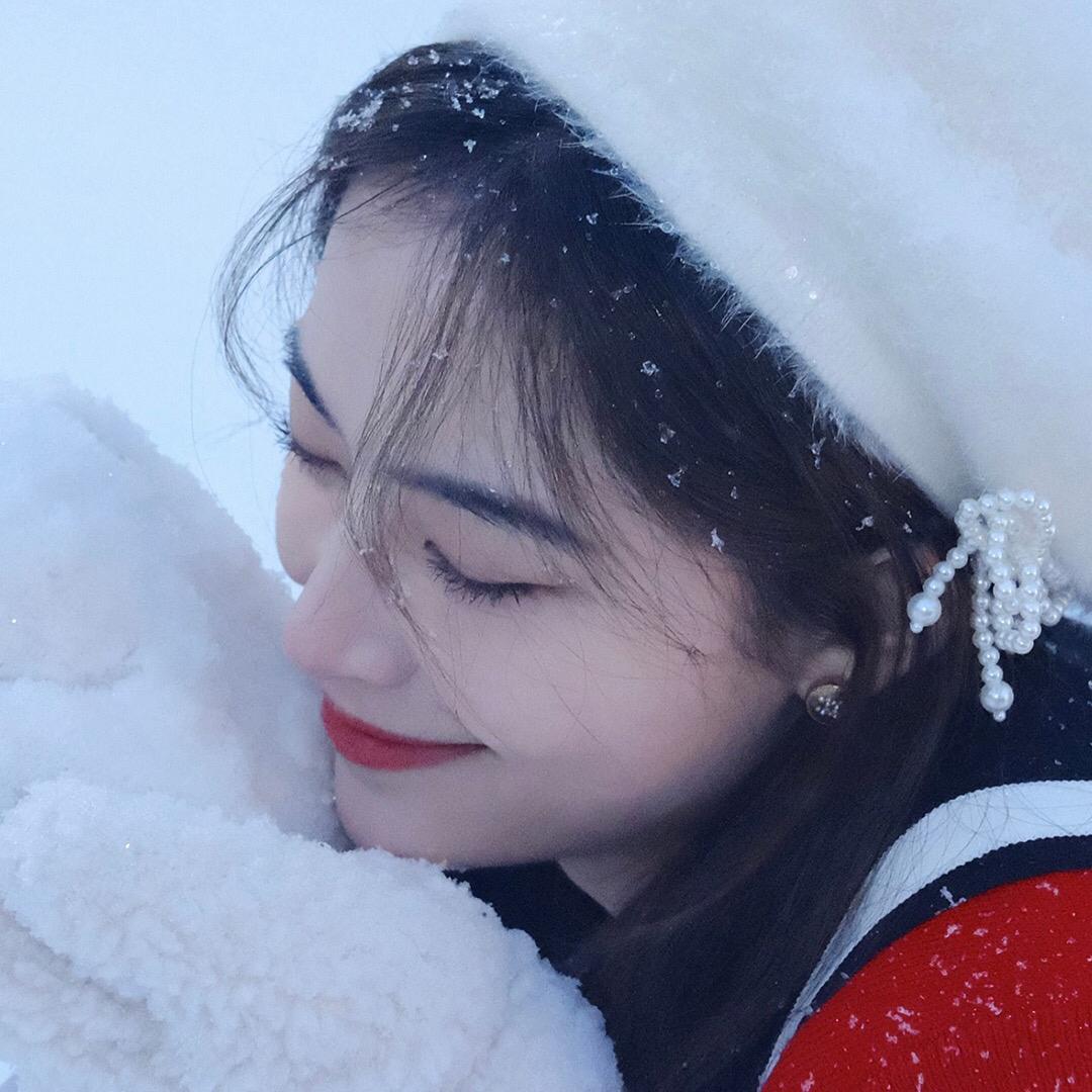 ╰★佪眸┅笑★╮