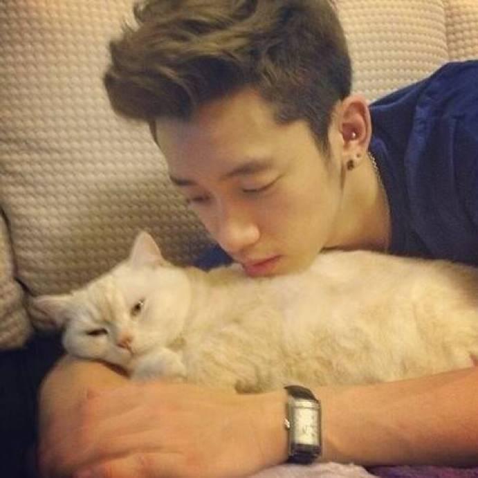 爱唱歌的🎤晓光