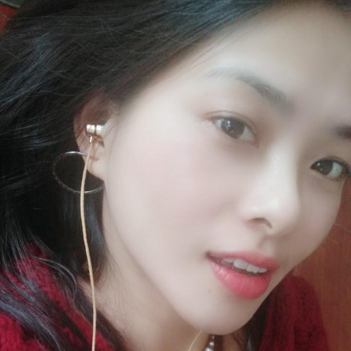 英子