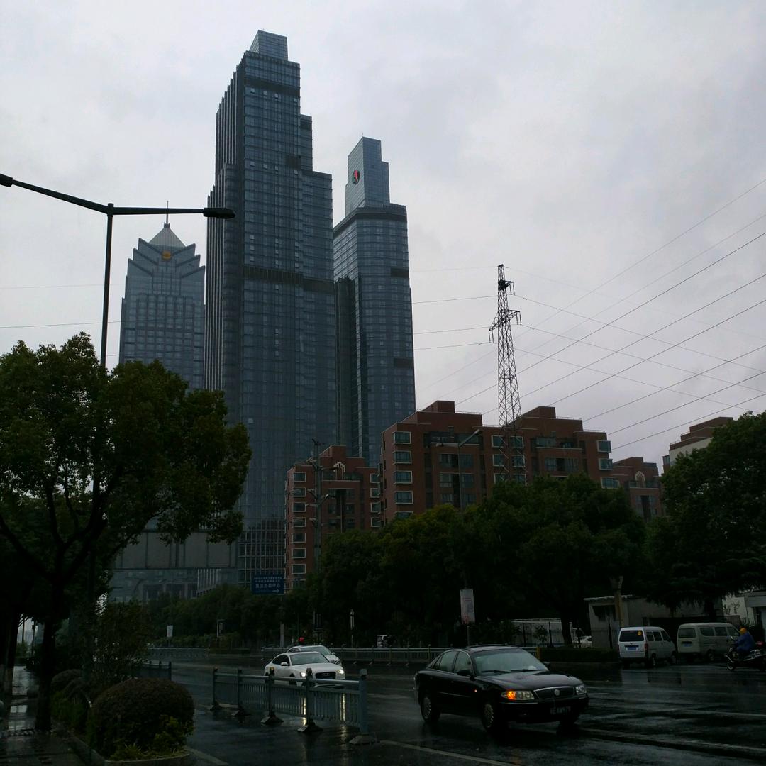 《衷小姐》