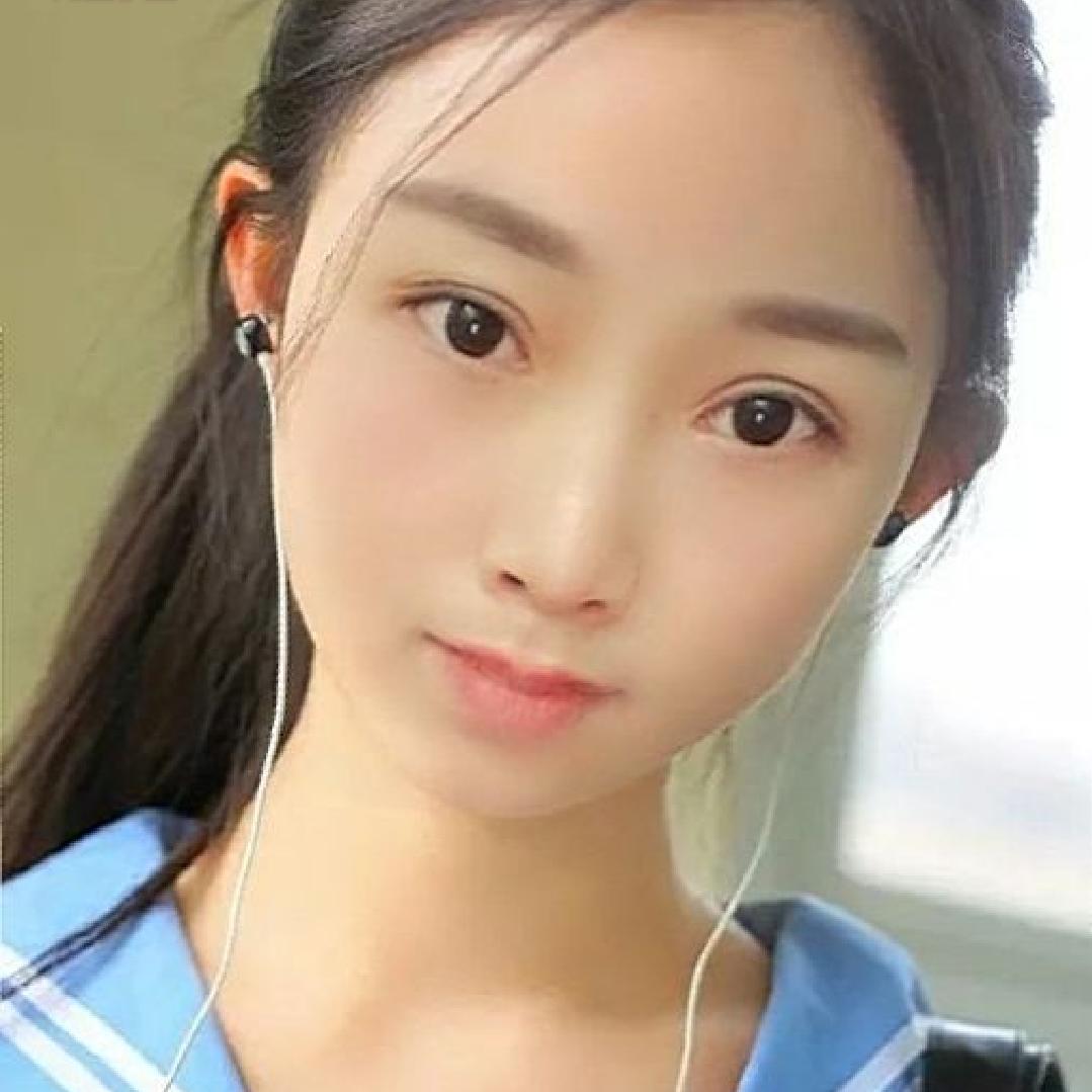 小懒🐷《拒绝私聊》