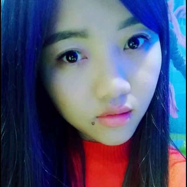 玲玲 Ling Ling