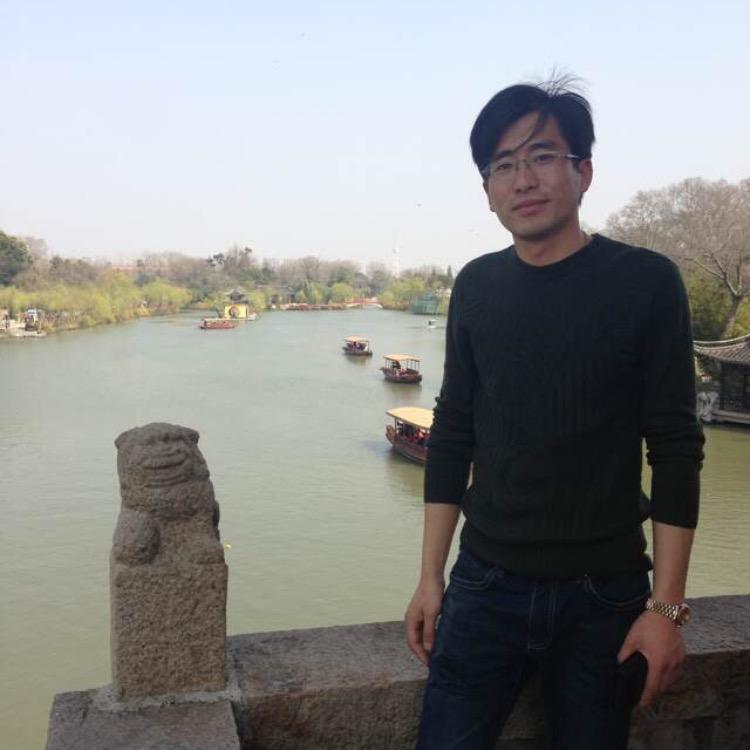 永晟照明集团一丁恩林