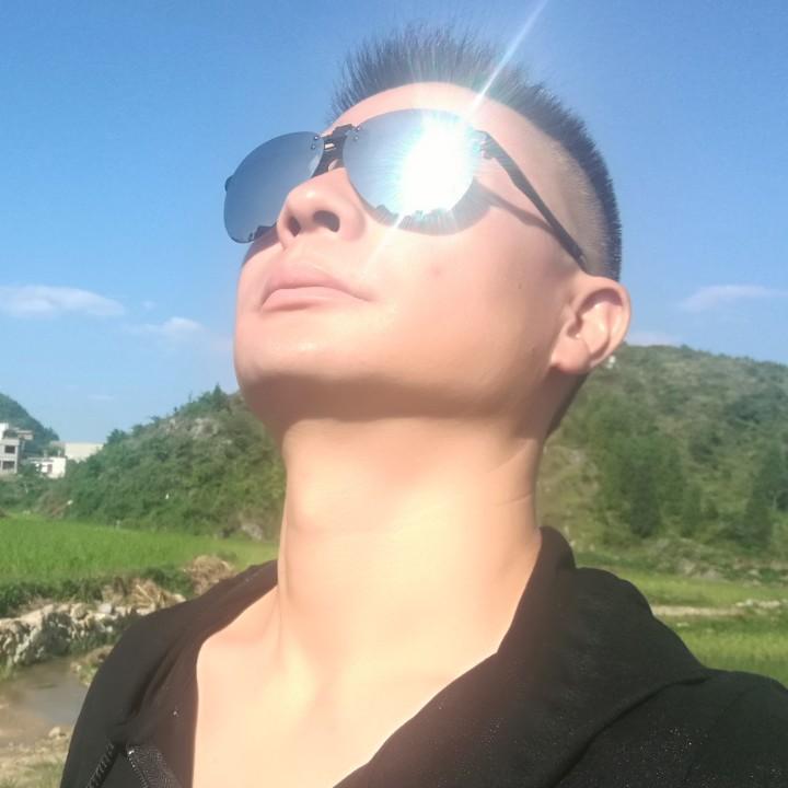 六枝小岍哥