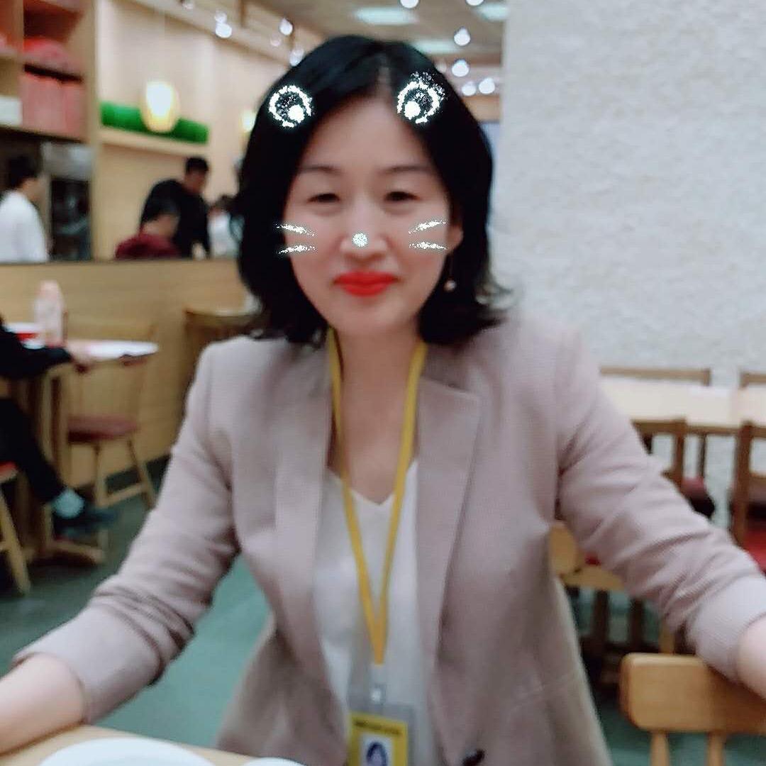 @玲