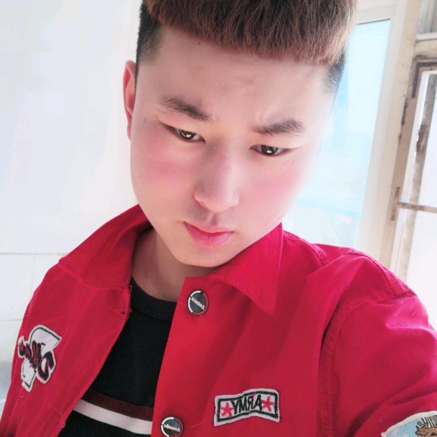 欠踹的背影