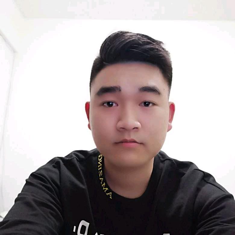 去年网恋被骗八千