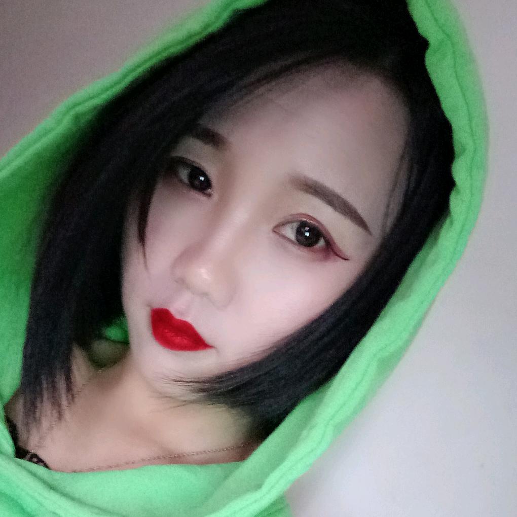 华华💋