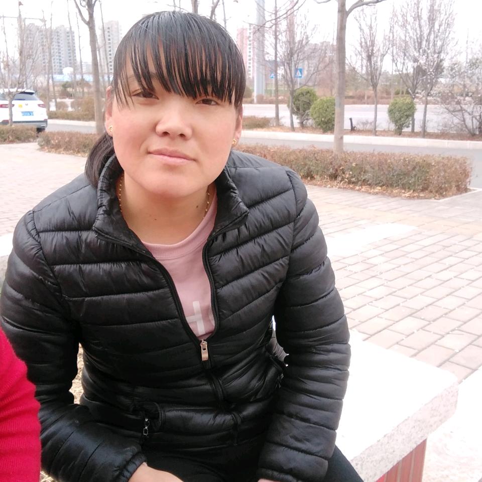 侯润润