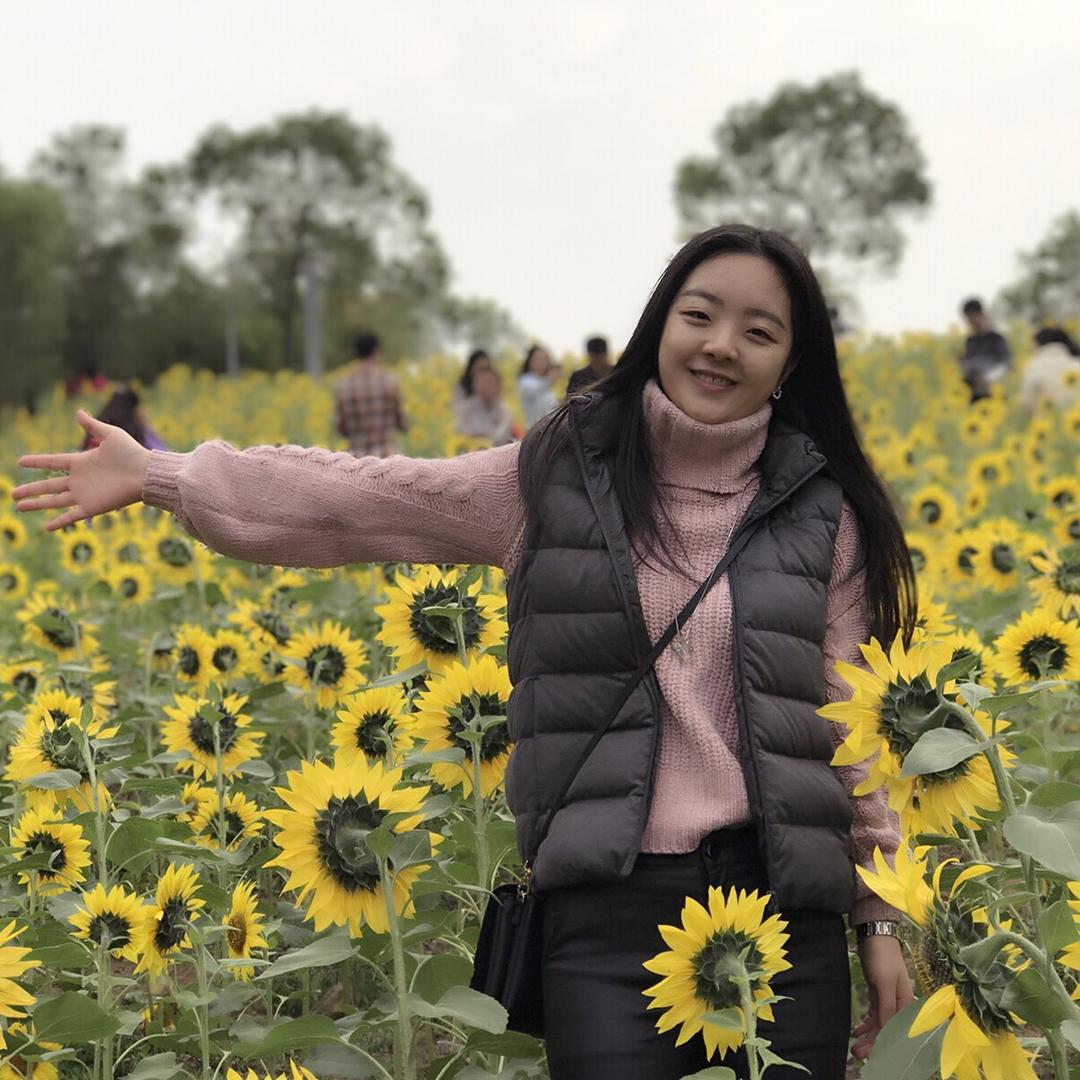 芒果果 姑娘