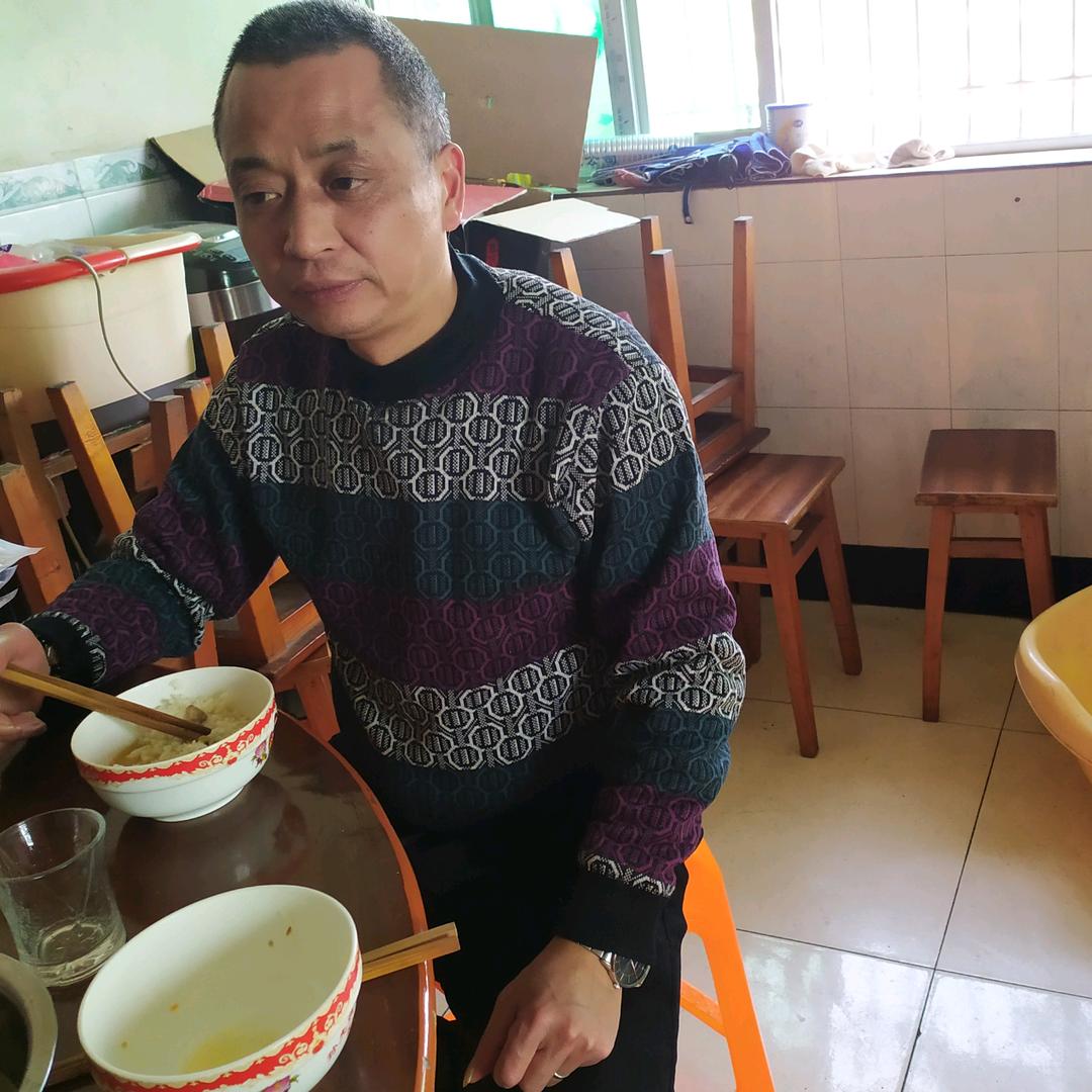 开心的我
