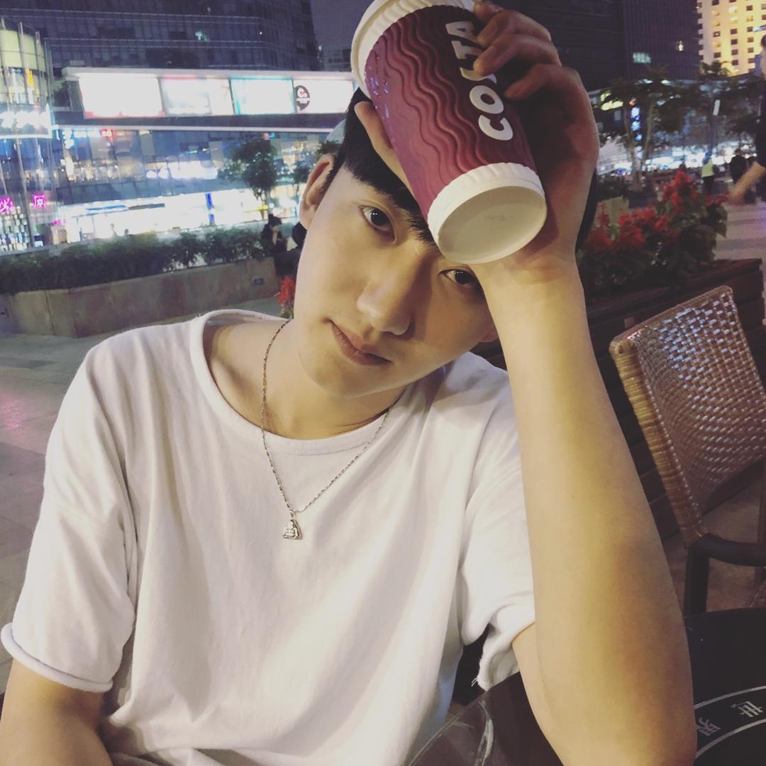 🍼李亖凡🌊