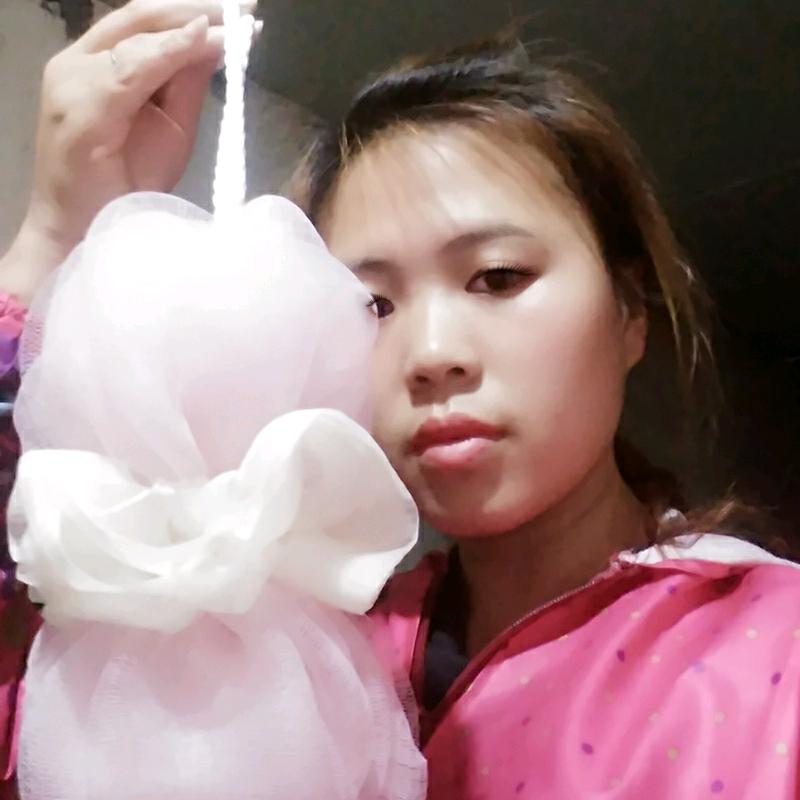 ξ( ✿＞◡❛)叶子