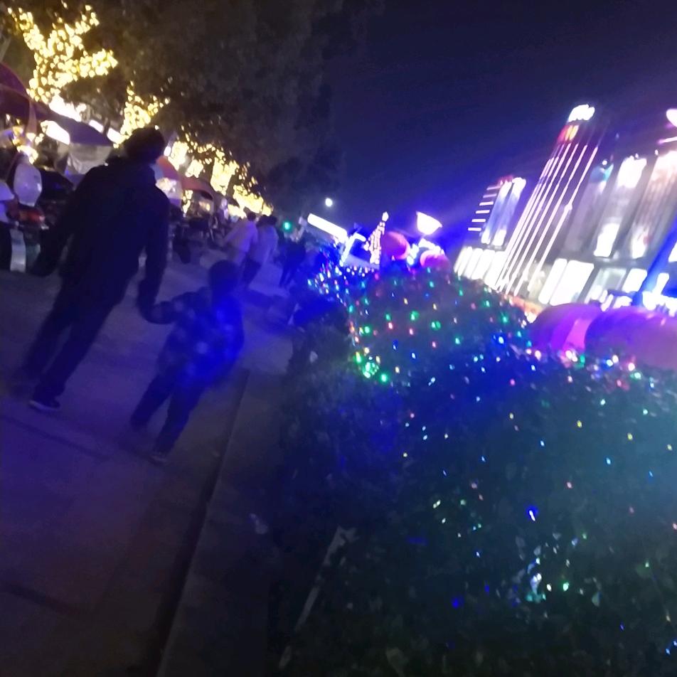 逆光背影