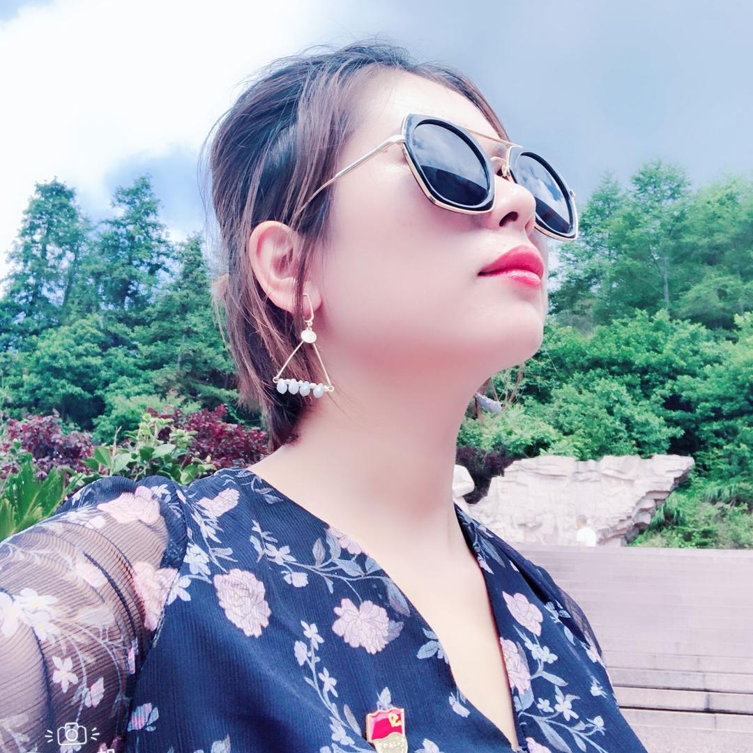 蓉姐姐 Rona