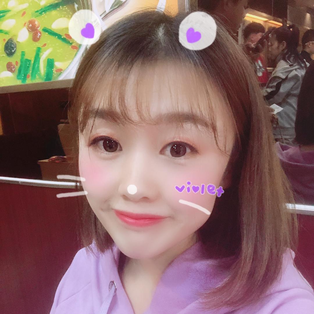 是小霞霞吖🤔