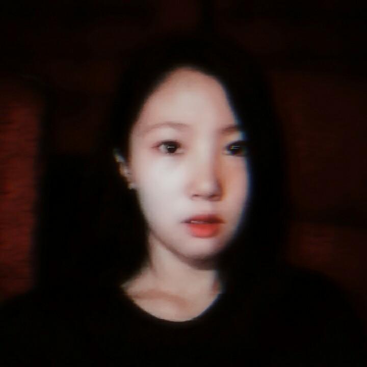 女画