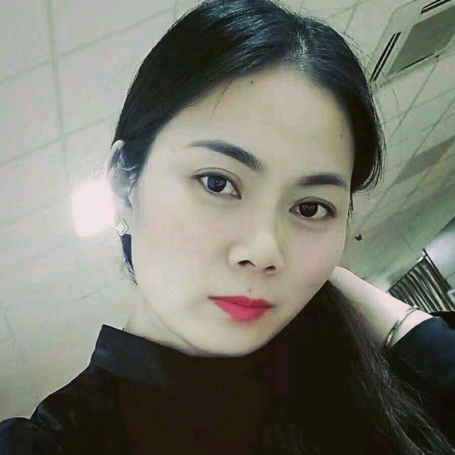 卤菜小姐姐