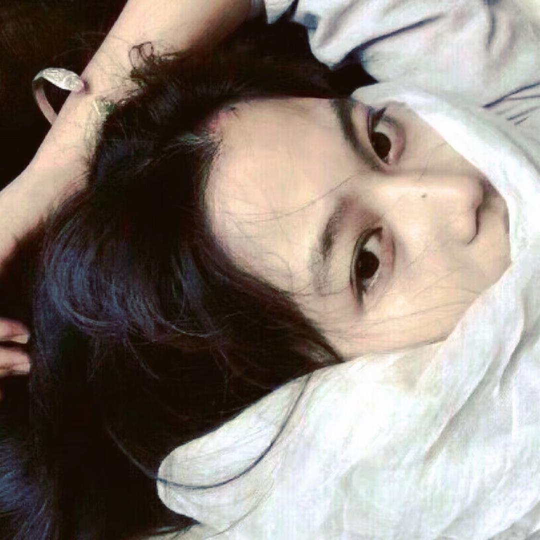 于玥超级无敌大美女