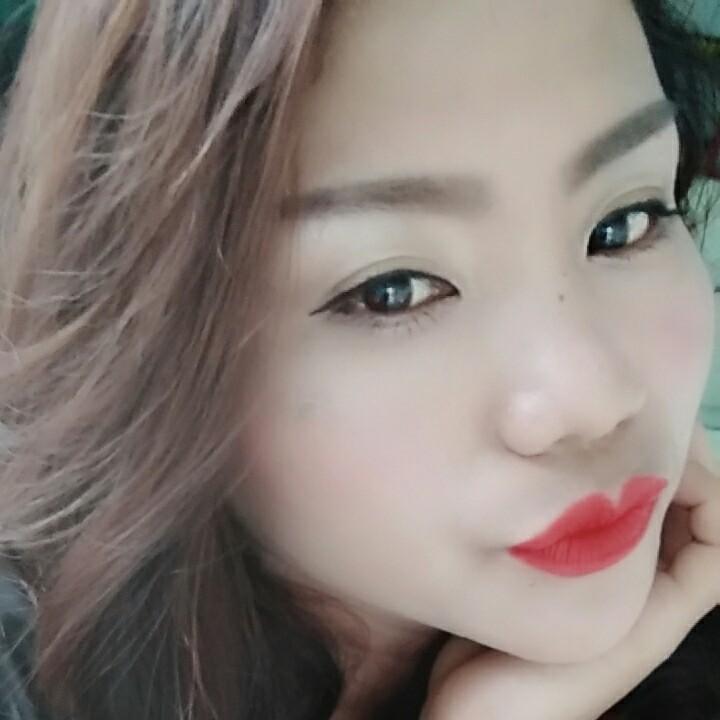 我是缅甸景颇族女孩