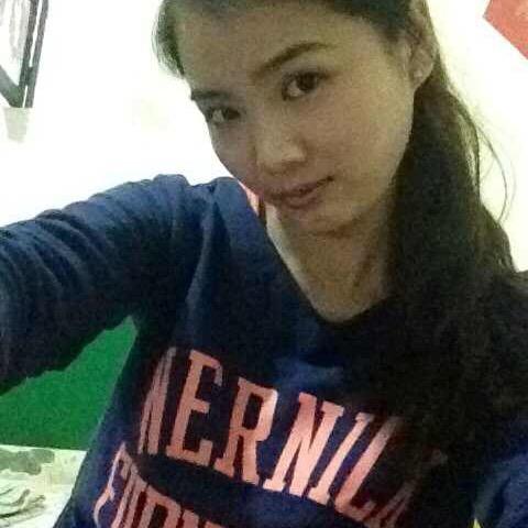 上善若水(摆地摊小姐姐）