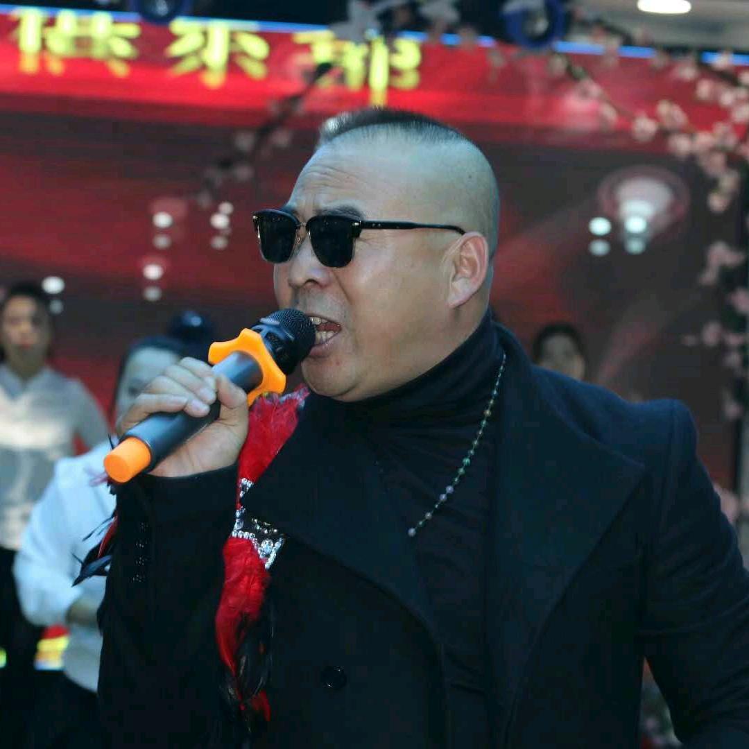 东北四姥爷（小伟）