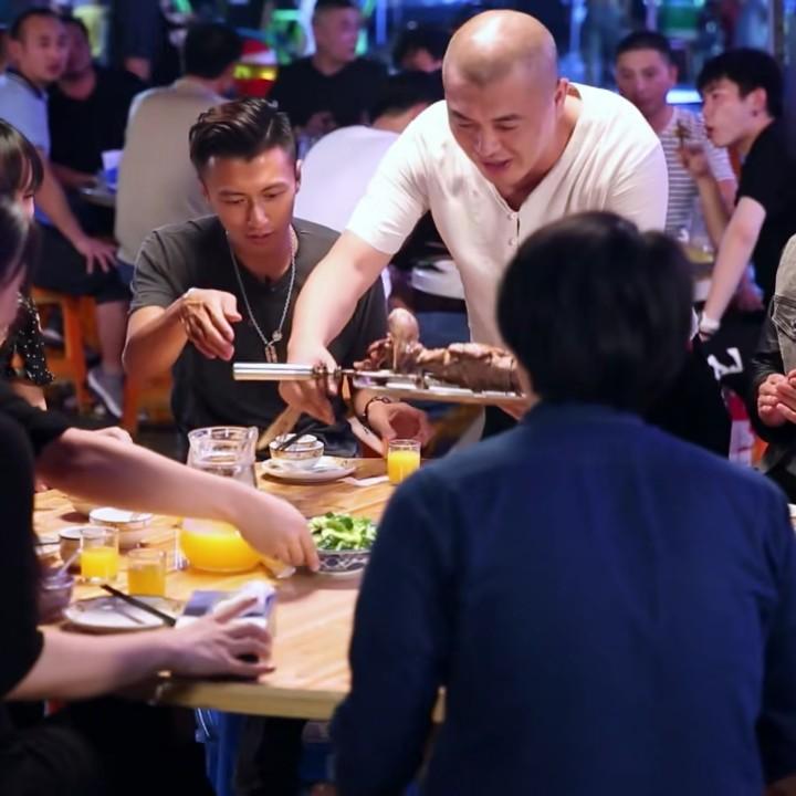 嘉兴市南湖区新兴街道记通烧鸽坊