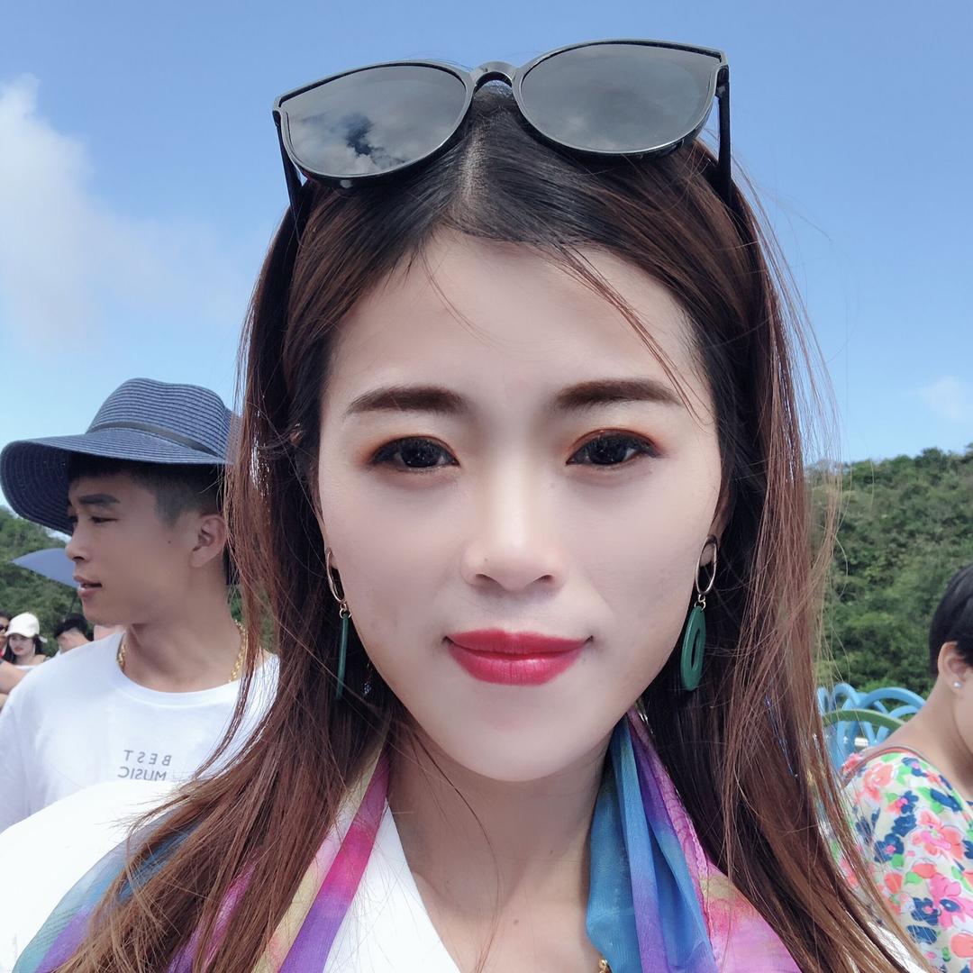 方丹丹（方晴三姐）