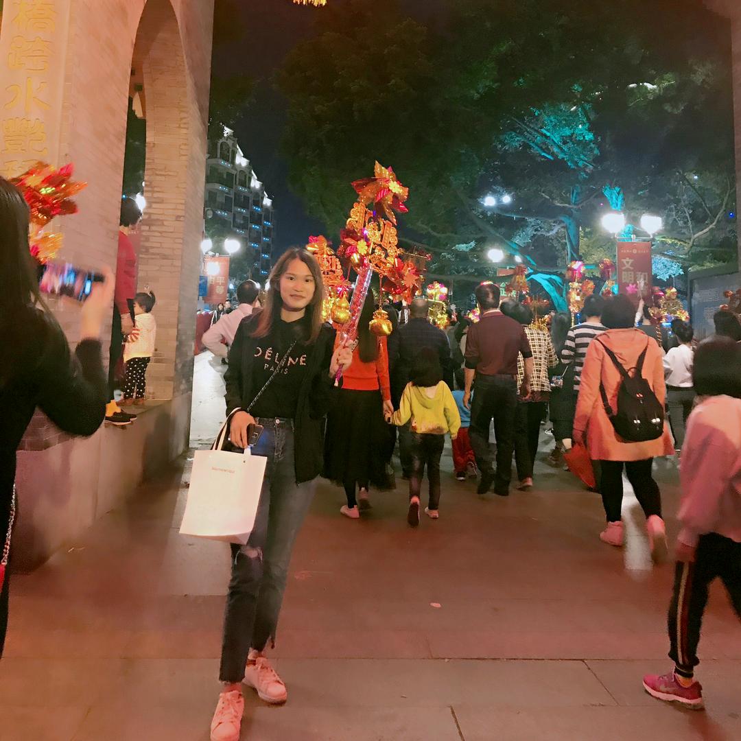 小小爱