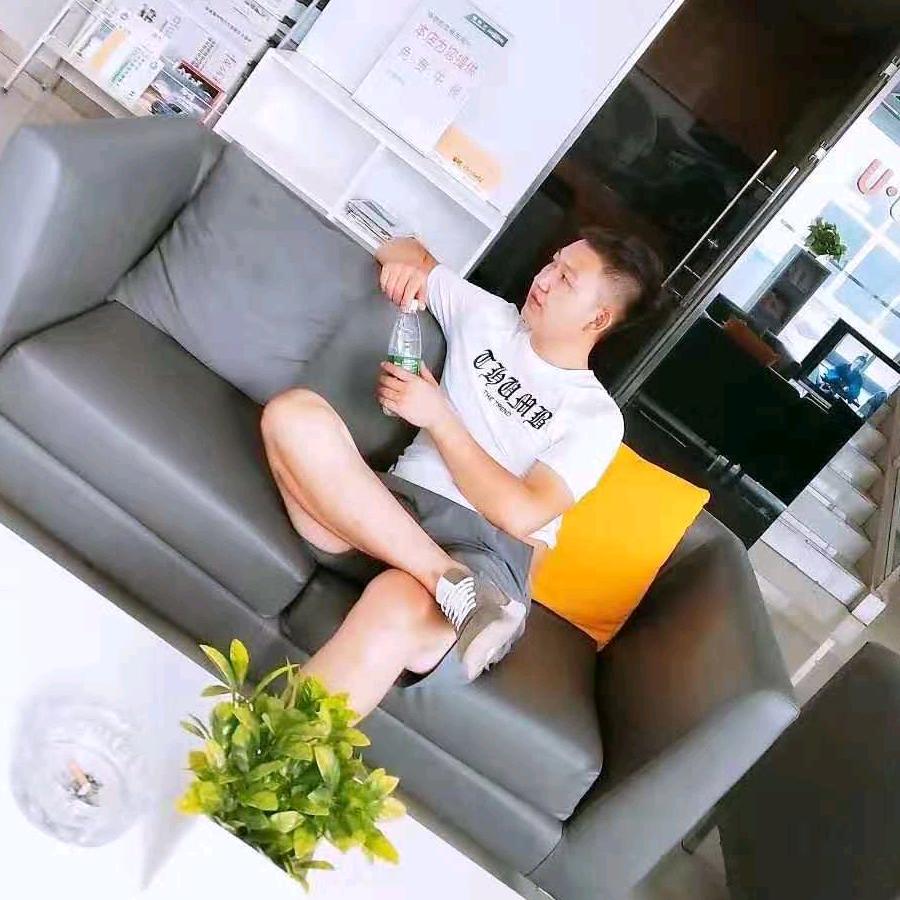 •郭际名模•