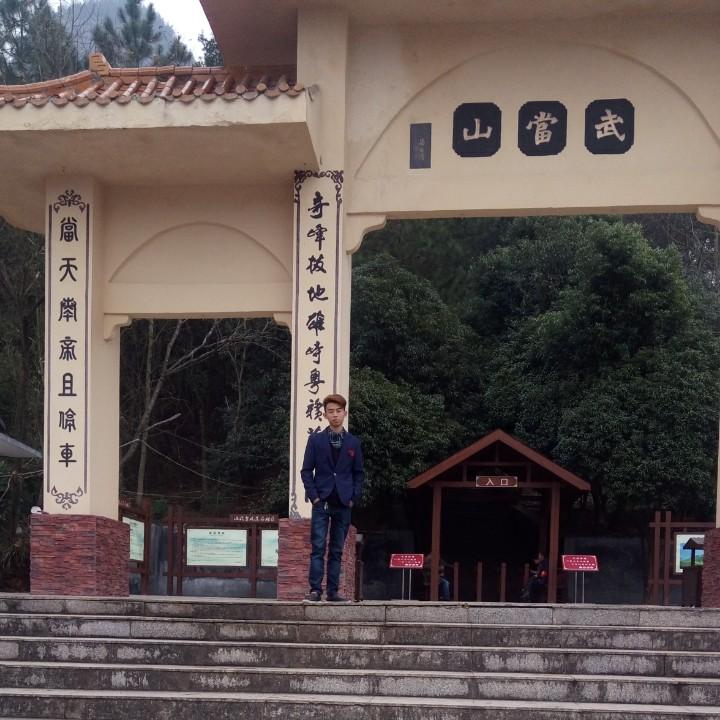时尚芭莎美发师，聋哑人