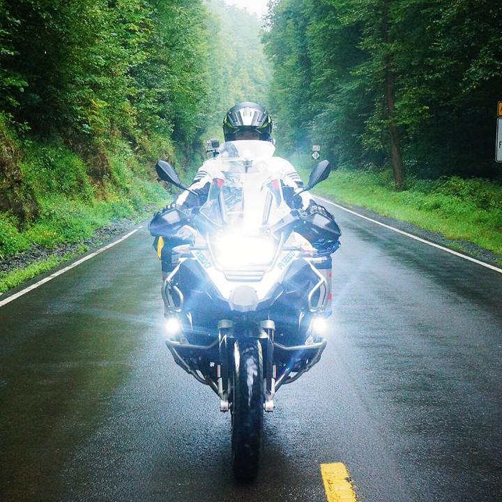 车轮上环球的小白同学@抖音