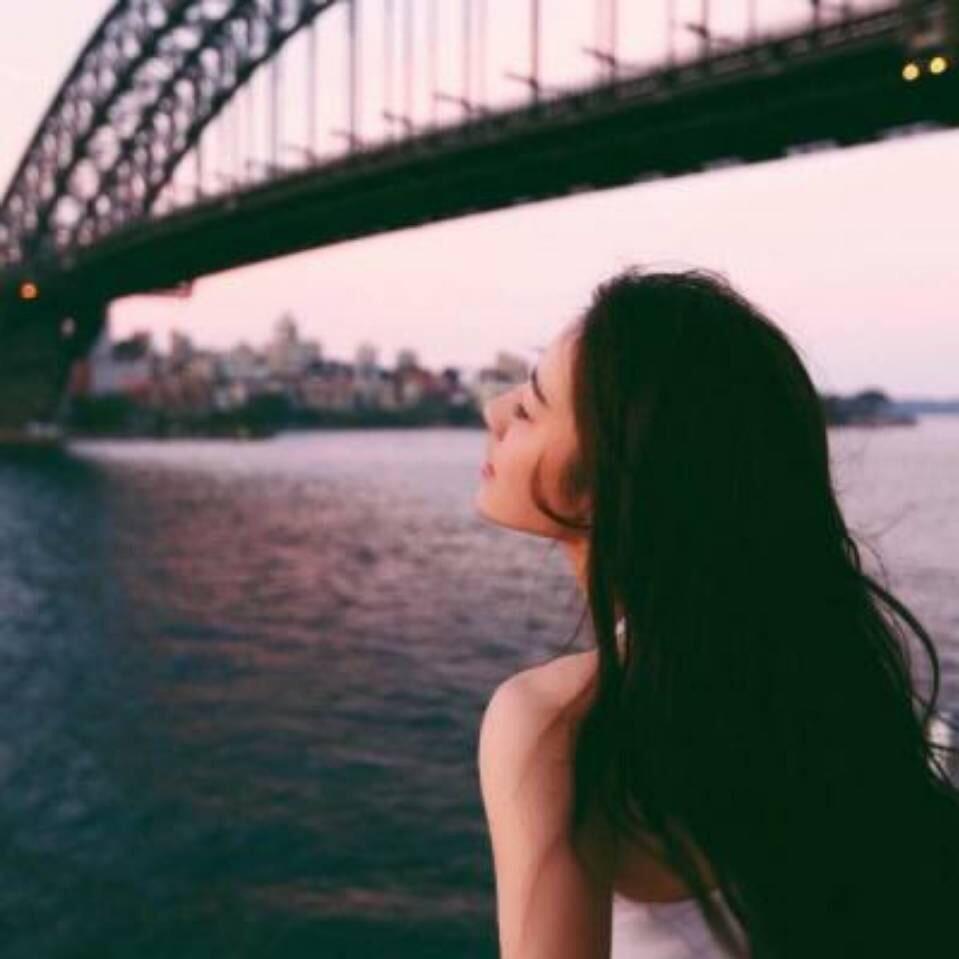 阳光下的泡沫💔