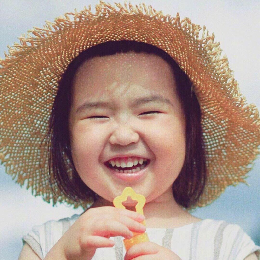 每天吃草的小姐姐