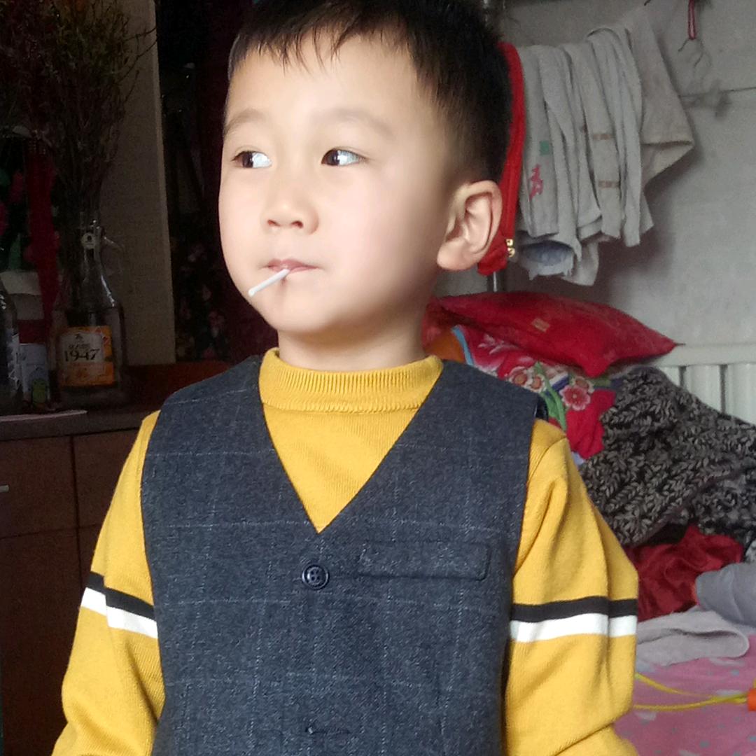 呃  我饿了