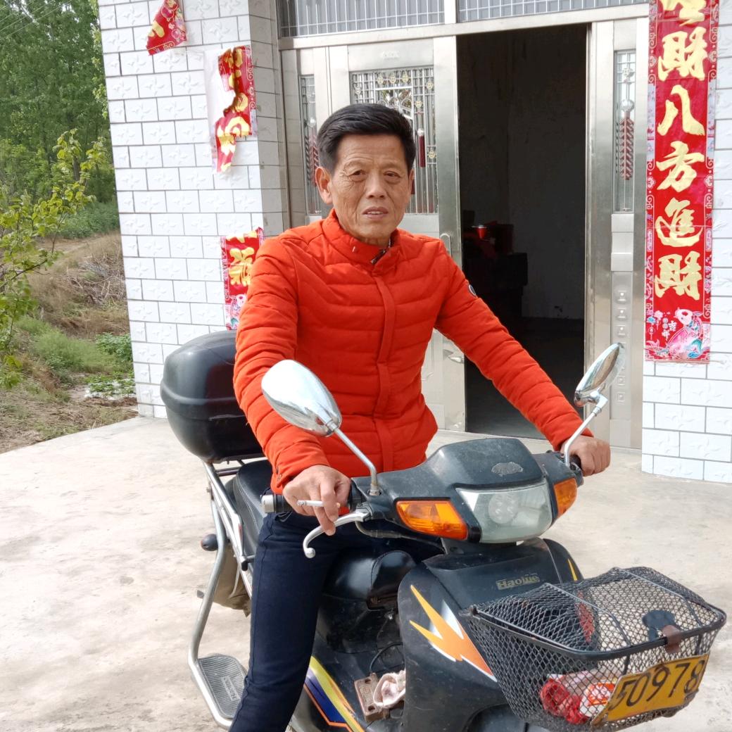 董爱明