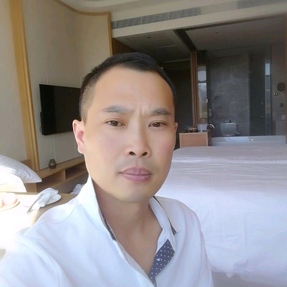 ๑勇哥💫༼༽༓