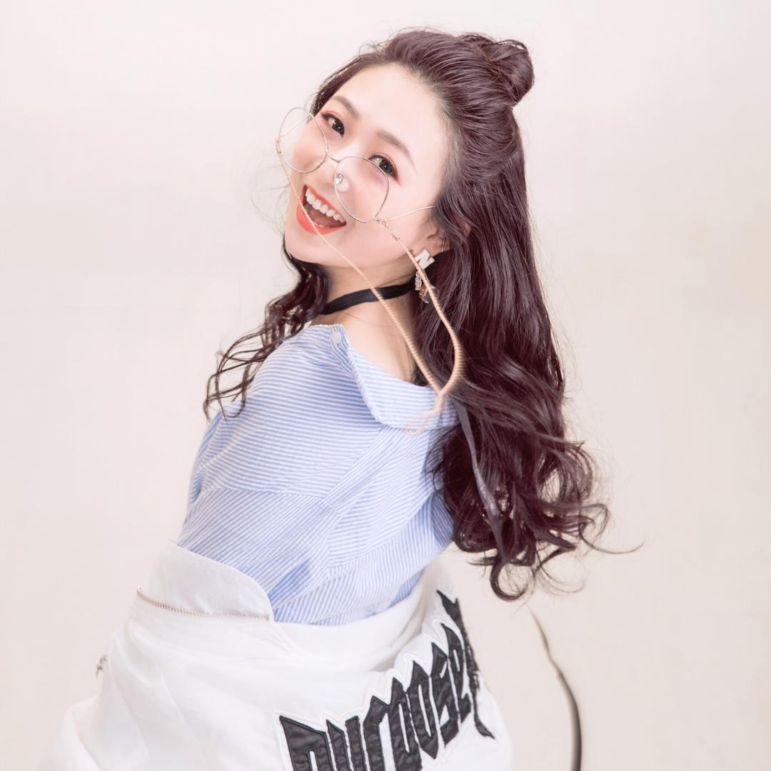 安吉丽娜柱子@抖音