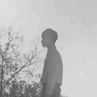 @90后🚚☞雨