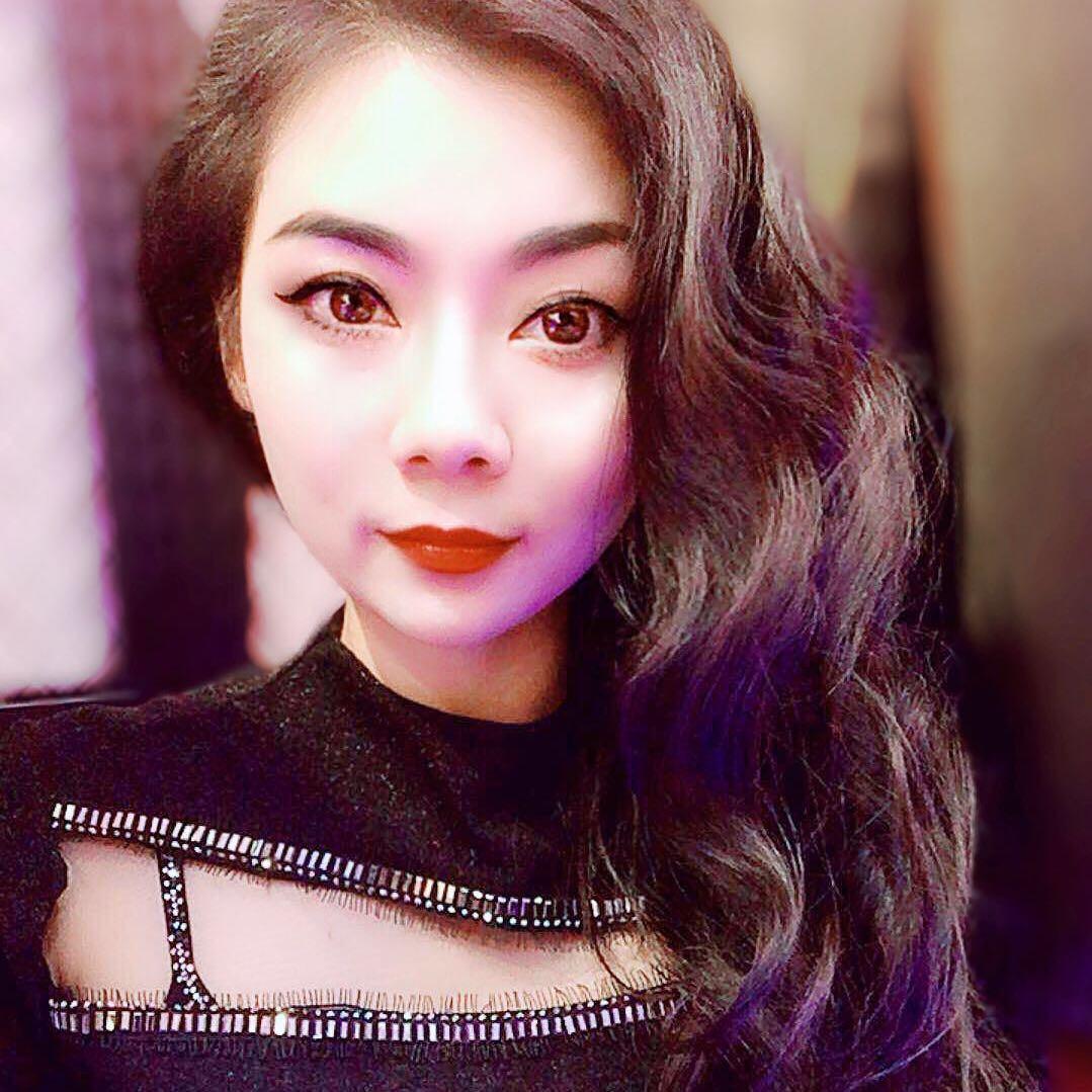 清华女装