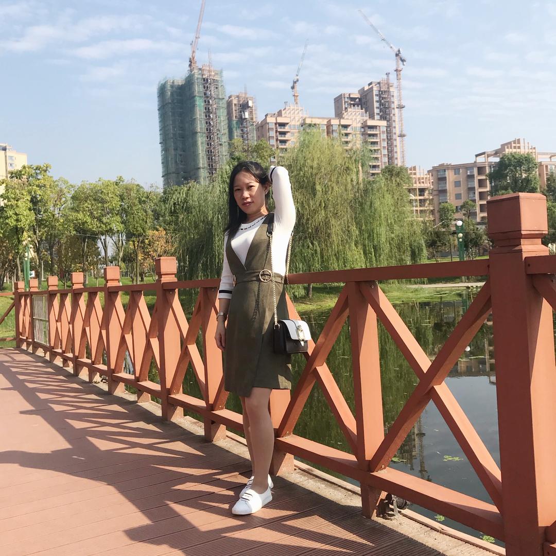 向光而行😊প᭄᪲