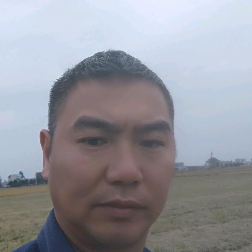 益阳南县，废品搬运工。