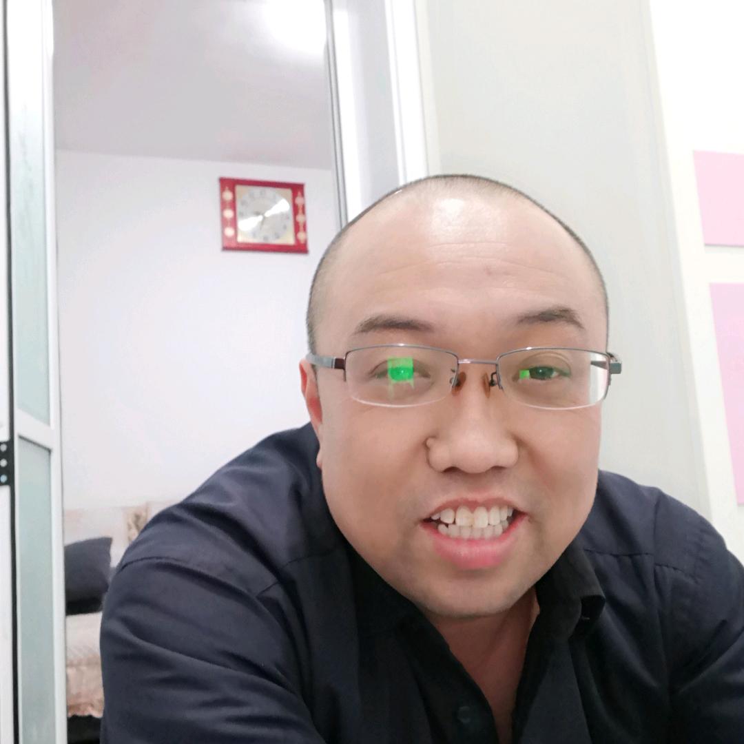 别看我步履蹒跚，其实我在勇往直前