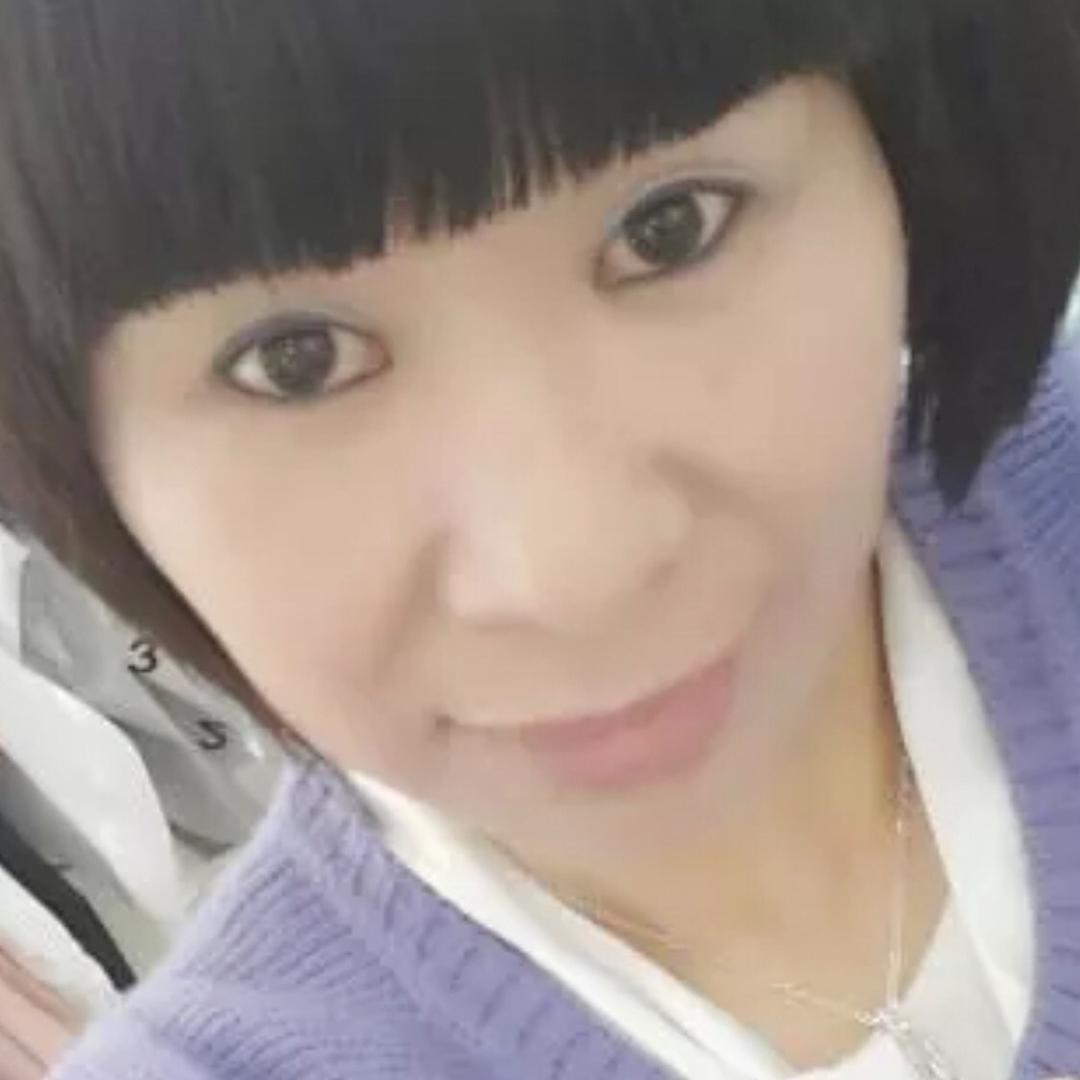 卡菲娅服饰