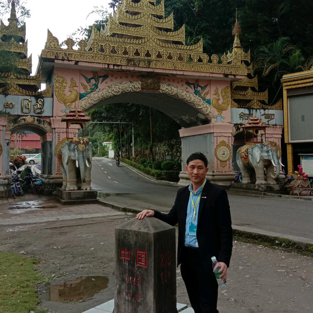 爱在深秋。
