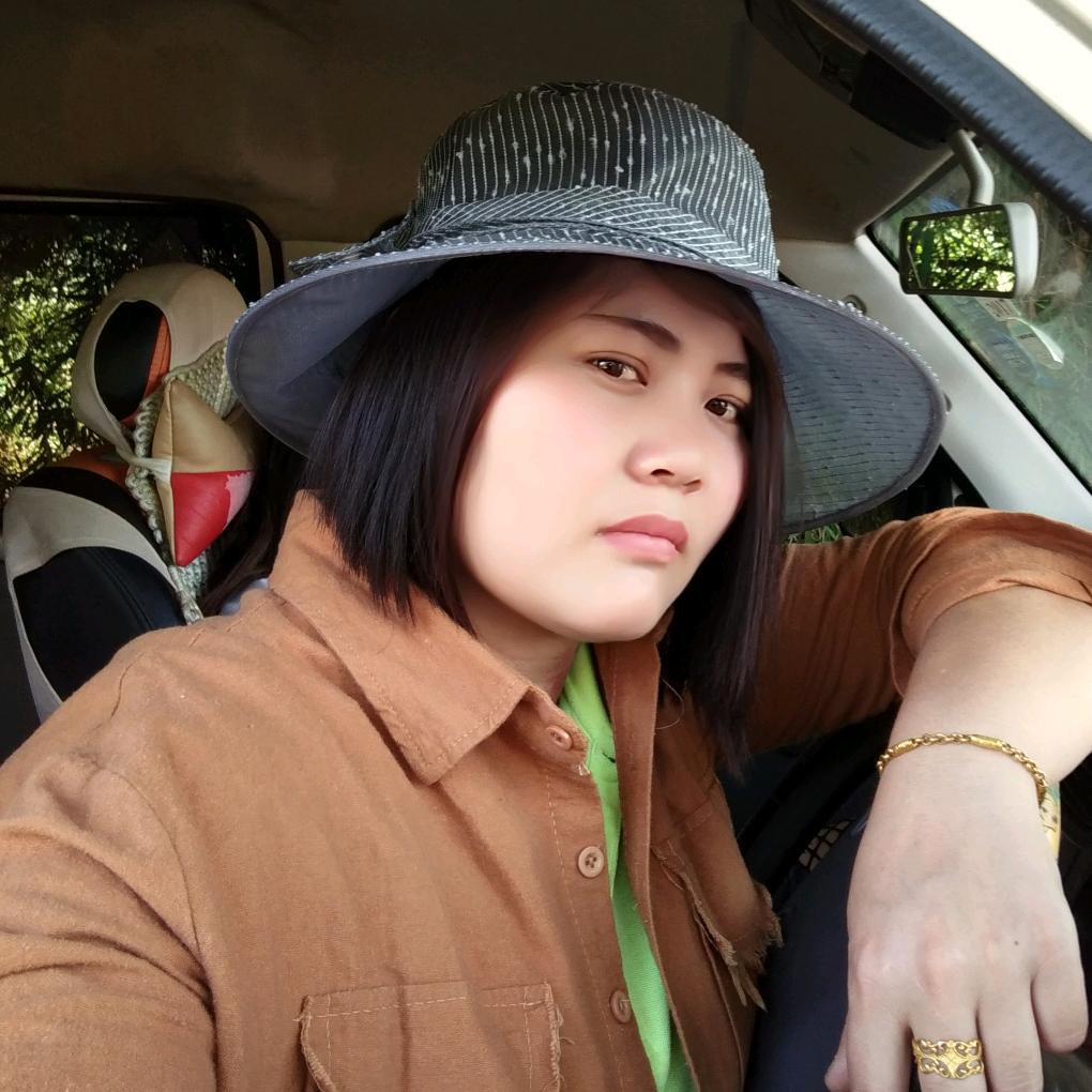 云南建水淼淼专业修花疏果队