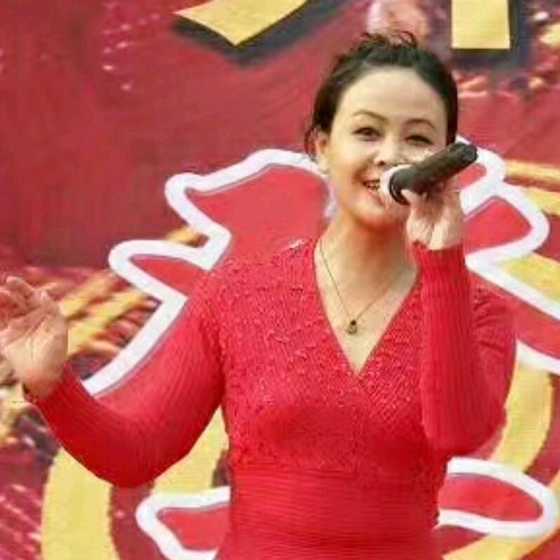 紅笺語遅