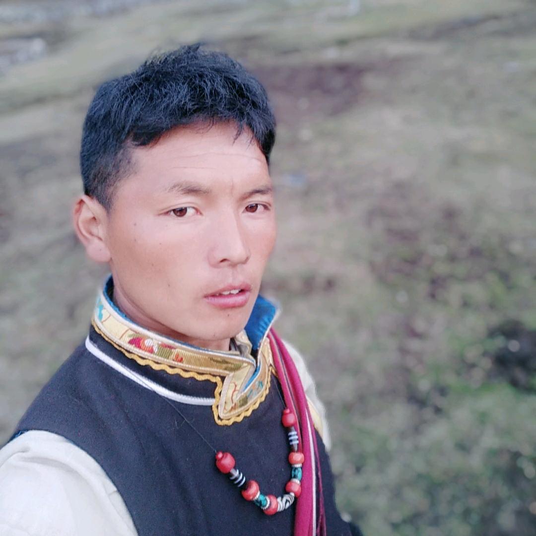 བུ་ཟླ་བ་་།